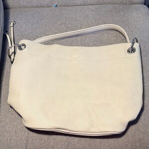 Elegant White Leather Shoulder Bag
